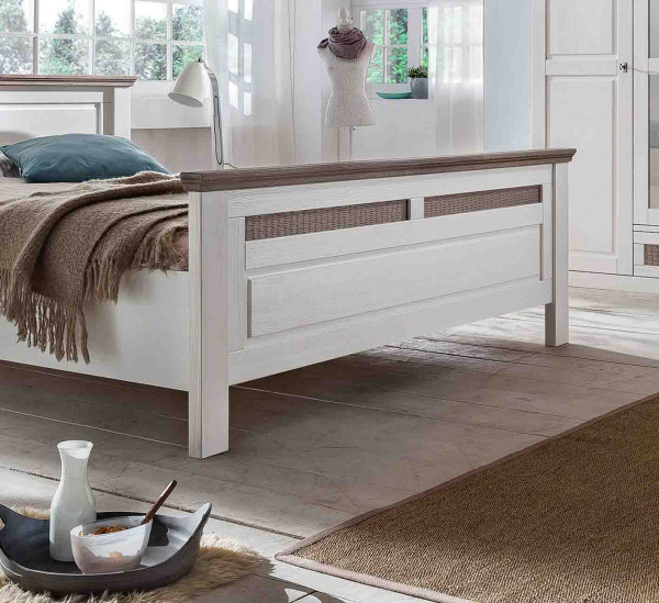 Schlafzimmer Lugano Pinie Absatz Taupe, günstig | Massiva Möbel.de