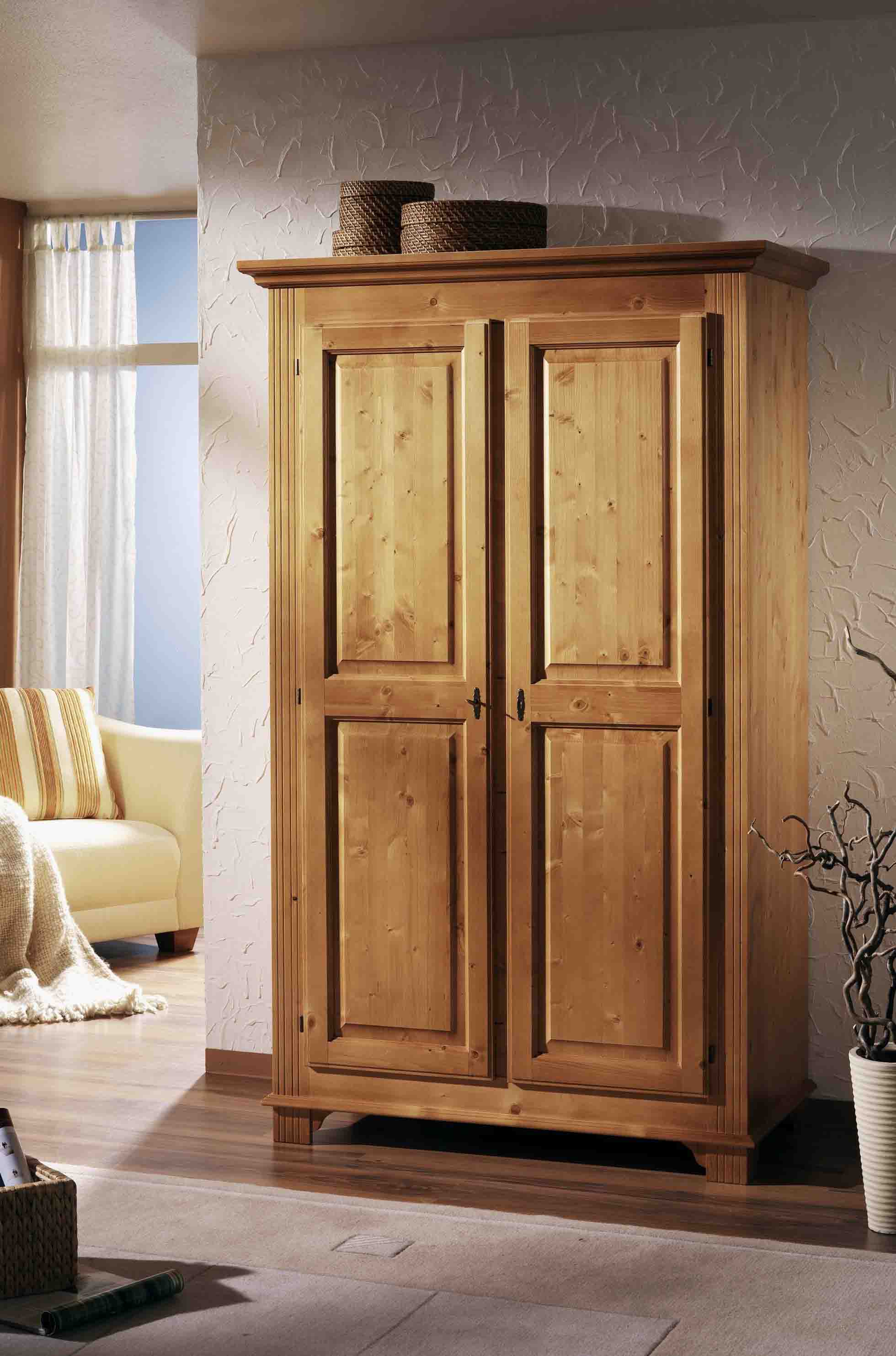 Dielenschrank 2771 Venezia antik lackiert Gradel, günstig | Massiva