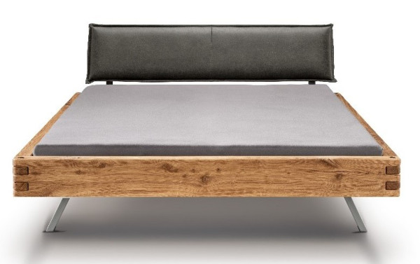 Wildeiche Balkenbett 620 – Massivholz, individuell planbar