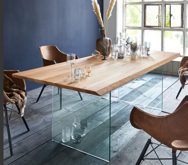 Esstisch Extreme Concept 4 You in Wildeiche massiv